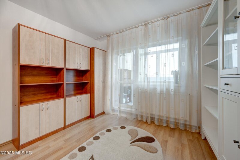 Rahova, Ene Modoran Inchiriere 2 camere cu centrala proprie,
