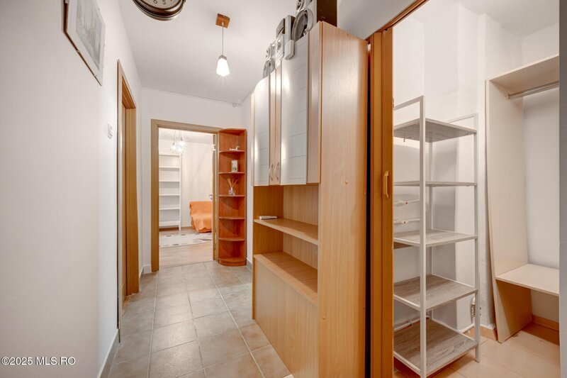 Rahova, Ene Modoran Inchiriere 2 camere cu centrala proprie,
